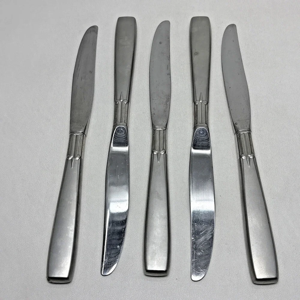 Oneida Stainless Accent lot of 7 Dinner Knives Butter Satin‎ Handle Flatware
